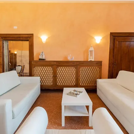 Doge Morosini Palace By Wonderful Italy Daire