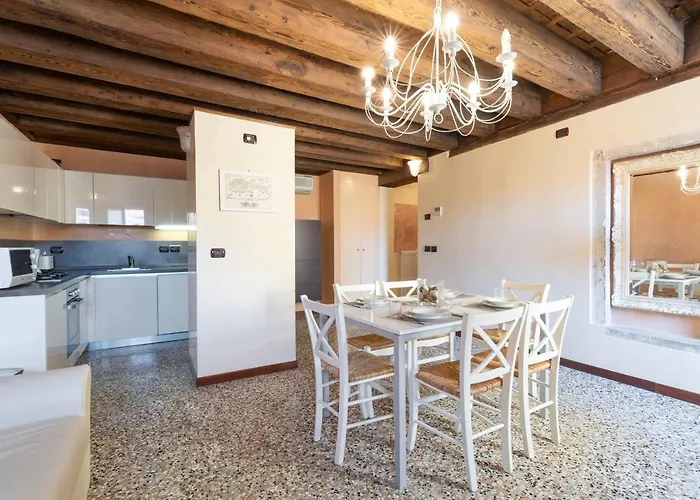 Doge Morosini Palace By Wonderful Italy *