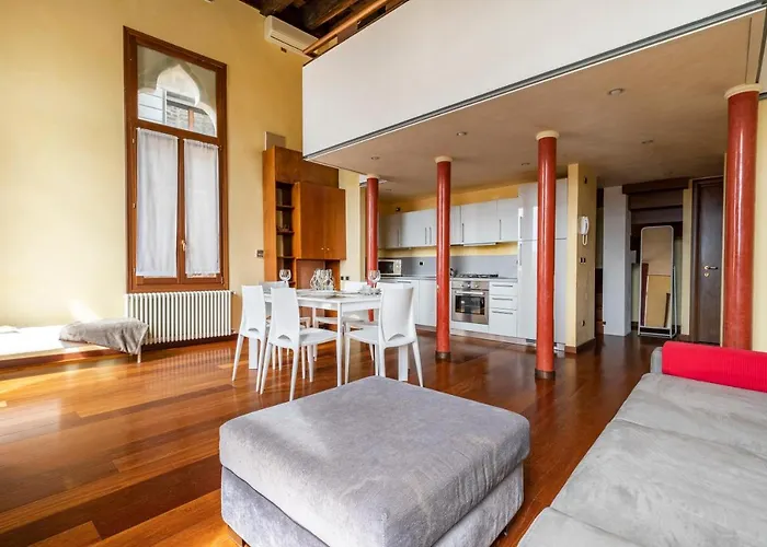 Doge Morosini Palace By Wonderful Italy