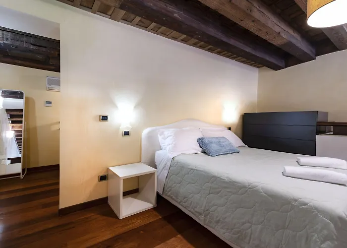 Doge Morosini Palace By Wonderful Italy Venise