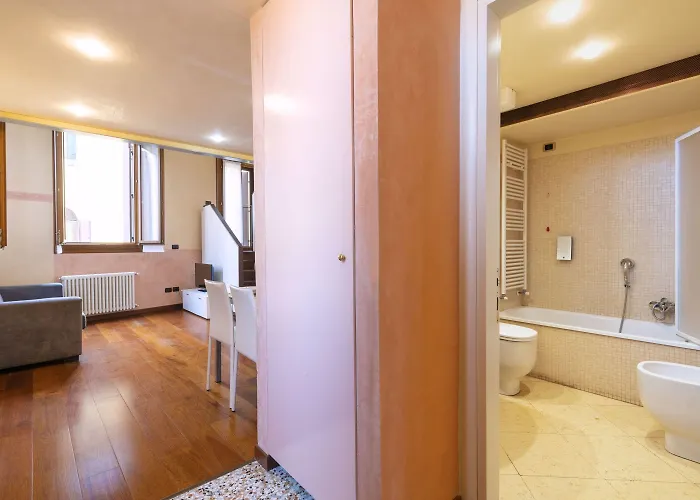 Doge Morosini Palace By Wonderful Italy * Venise