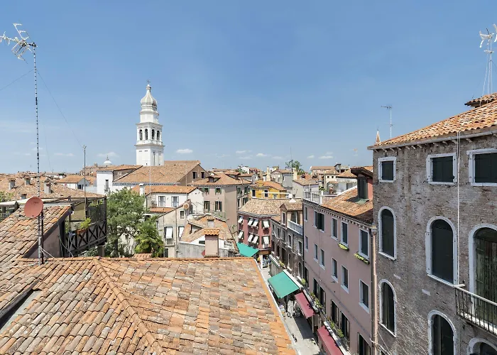 Doge Morosini Palace By Wonderful Italy * Venice